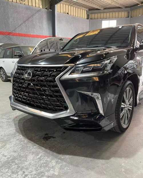 Комплект обвеса Lexus LX570 2015- стиль 2021
