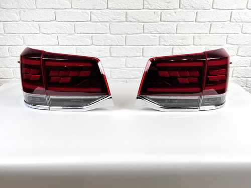 Задние фонари Toyota Land Cruiser 200 2016-2022