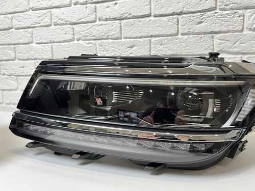 Фари Volkswagen Tiguan 2016-2020 (ліва+ права)