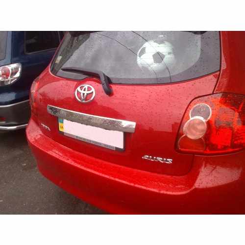 Хром накладка на планку багажника Toyota Auris 2007-2010 (нержавіюча сталь)