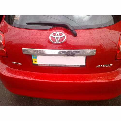 Хром накладка на планку багажника Toyota Auris 2007-2010 (нержавіюча сталь)