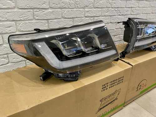 Фари Full LED 3 лінзи Toyota Land Cruiser 200 2007-2015