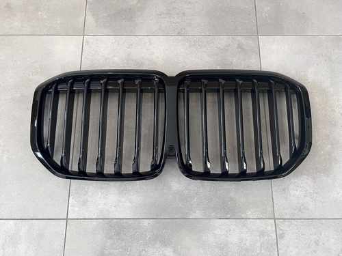 Решітка радіатора ніздрі для BMW X7 G07 2019-2022 черный глянец