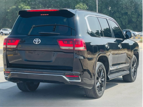 Комплект рестайлінгу Toyota Land Cruiser 200 2007-2015 в LC 300