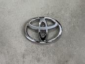 Лого емблема на решітку Toyota Land Cruiser 200 2012-2015