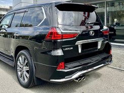 Обвес юбка заднего бампера Lexus LX 570 2015-2022 цвет черный 202