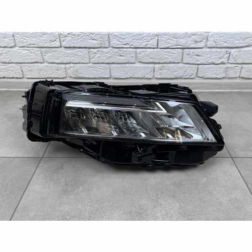 Права фара Nissan Rogue / X-Trail T33 2021+