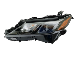 Led левая фара рестайлинг Toyota Camry 70 LE / SE USA 2021-2024 с желтым габаритом
