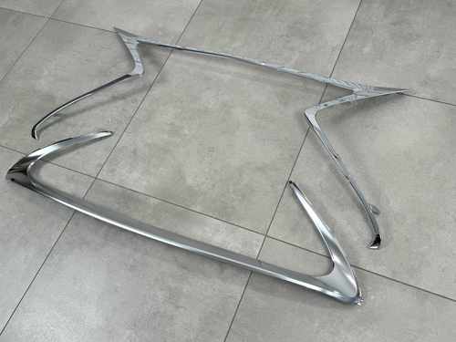 Хром окантування решітки Lexus ES 2015-2018 (верхня + нижня, 2шт)