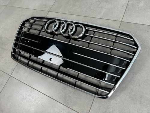 Решітка радіатора Audi A7 2014-2017 чорна з хромом