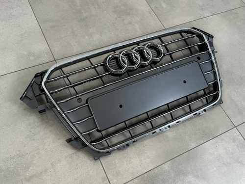 Решітка радіатора Audi A4 B8 2012-2015 сіра з хромом