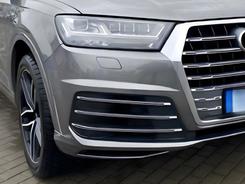 Решітки бамперу S-Line БЕЗ РАДАРУ Audi Q7 4M 2015-2019 чорні з сірим 2шт, ліва 4M0 807 681 D GXE 3Q7 / права 4M0 807 682 D GXE 3Q7
