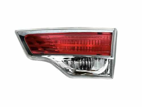 Задній ліхтар правий внутрішній Toyota Highlander 2014-2016