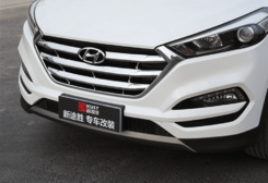 Хром накладки на решітку радіатора для Hyundai Tucson 2015+
