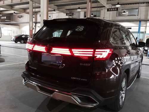 Ліхтар-вставка Lexus стиль задня LED чорна для Toyota Highlander 2014+