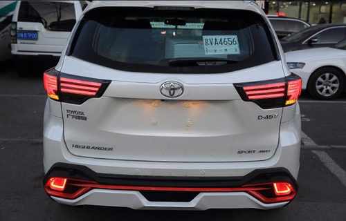 Альтернативні задні ліхтарі LED для Toyota Highlander 2014+ Lexus стиль (чорні)