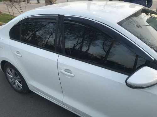 Вітровики з хром смужкою (4 шт) для VW Jetta MK 5, 6 2011-2019