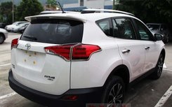 Хром накладки на стопи Toyota RAV-4 2013-2015