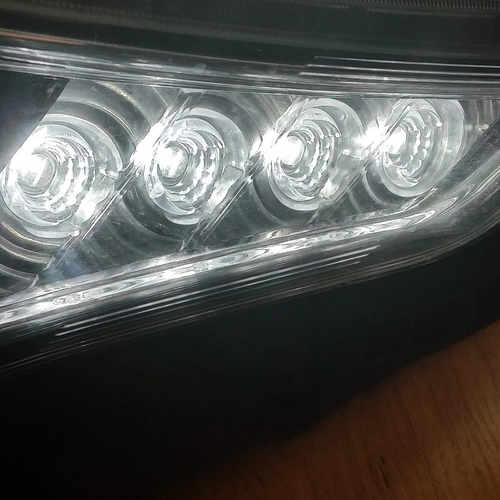 Передні фари з ДХО для Toyota Land Cruiser Prado 150 2013-