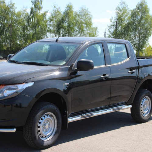 Пороги труби з майданчиком для Mitsubishi L200 2016+