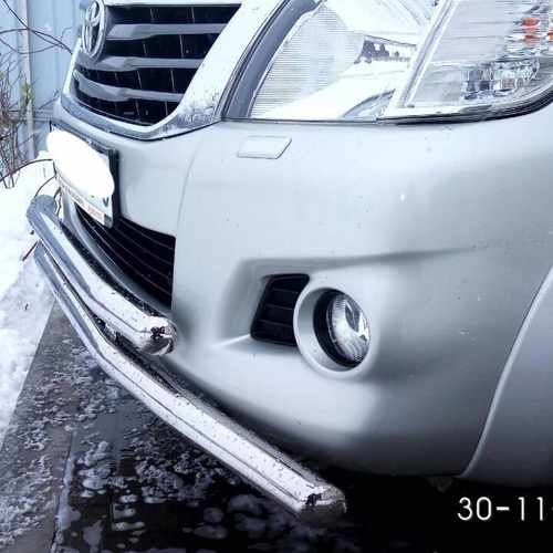 Захист переднього бампера подвійний для Toyota Hilux 2012-2015
