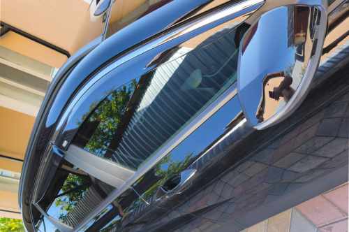 Вітровики Hyundai Kona SX2 2023+, з хромованим молдингом, Niken (4 шт)