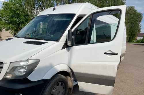 Вітровики Mercedes Sprinter W906 2006-2018 / Volkswagen Crafter, вставні, HIC (2 шт)