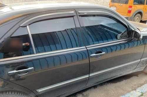 Вітровики Mercedes E-class W210 1995-2002, седан, HIC (4 шт)