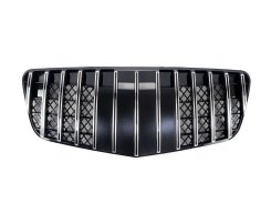 Решетка радиатора Chrome Black GT на Mercedes-Benz E-Class W211 2007-2009 года