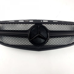Решітка радіатора Mercedes E-Class W212 2013-2016 рік Matte Full Black Рамка