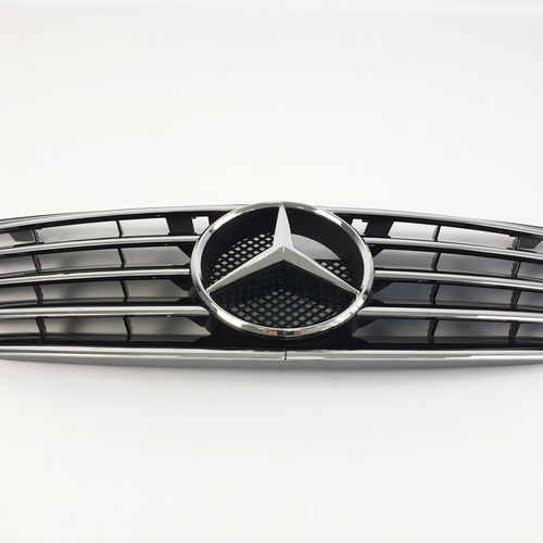Решітка радіатора Mercedes E-Class W211 2002-2006 рік CL Black