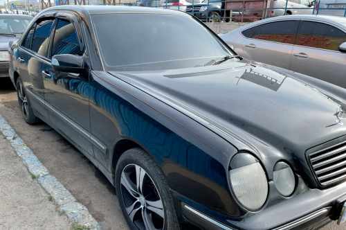 Вітровики Mercedes E-class W210 1995-2002, седан, HIC (4 шт)