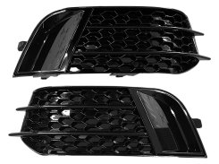 Грати в бампер Audi A1 10-14г у стиле RS Full Black