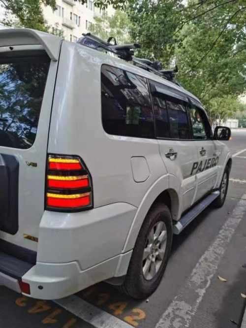 Задні ліхтарі LED ZW для Mitsubishi Pajero Mk4 2006+