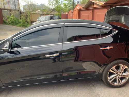 Вітровики Hyundai Elantra (AD) 2015-2020, з хромованим молдингом, Niken (4 шт)
