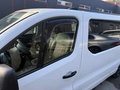 Ветровики Renault Trafic 2015+ / Opel Vivaro / Fiat Talento, вставные, HIC (2 шт)