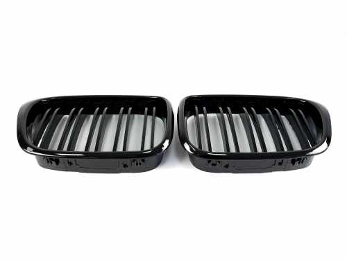 Решітка радіатора ніздрі BMW 5 Series E39 2000-2004 рік Чорний Глянець