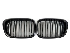 Решетка радиатора ноздри BMW 5 Series E39 2000-2004год Черный Глянец