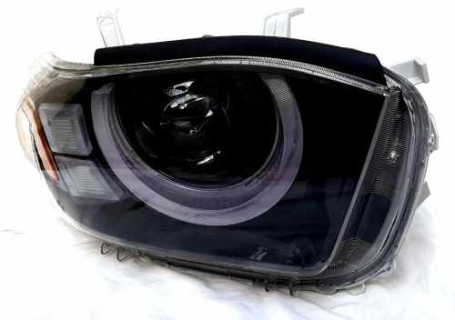 Передні фари FULL LED Defender look для Toyota Highlander 2008