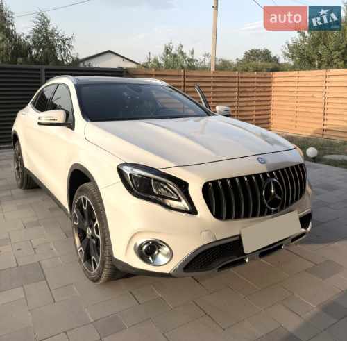 Передняя решетка GT Panamericana Mercedes GLA X156 2017-2019, Cixtai