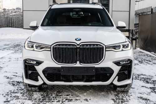 Ніздрі 1 Bar LED (чорний глянець) BMW X7 G07 2019-2022, GBT