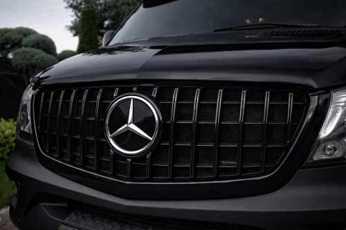 Передня решітка Panamericana GT Panamericana чорна Mercedes Sprinter W906 2013-2018, Cixtai