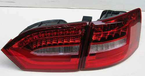 Задние светодиодные LED фонари для Volkswagen Jetta Mk6 2011-2015