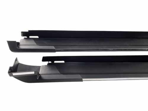 Підніжки (V1) на Toyota RAV4 2016-2018 року