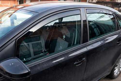 Вітровики Volkswagen Passat B6/B7 2006-2015, седан, вставні, HIC (4 шт)