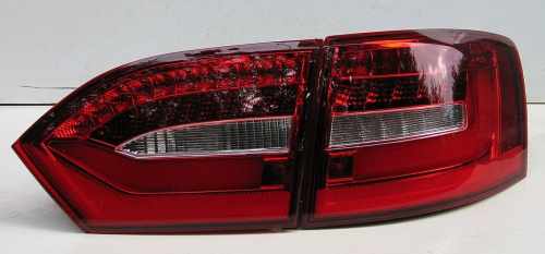 Задние светодиодные LED фонари для Volkswagen Jetta Mk6 2011-2015