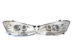 Передние фары (Bi-Xenon Adaptive) без блоков Mercedes-Benz S-Class W221 2009–2013 года.