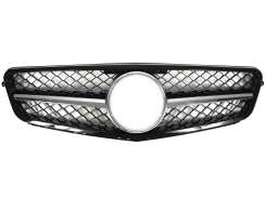Решетка радиатора Mercedes C-Class W204 2007–2014 рік W/Moulding