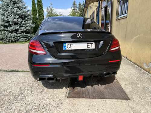 Спойлер Чорний глянець (седан) для Mercedes-Benz E-Class W213 2016–2020
