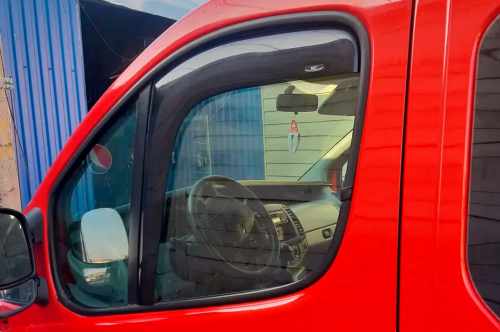 Ветровики Opel Vivaro 2001-2015 / Renault Trafic / Nissan Primastar, вставные, HIC (2 шт)